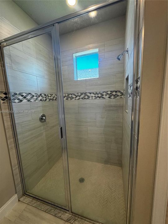 En Renta: $2,800 (3 camas, 2 baños, 1654 Pies cuadrados)