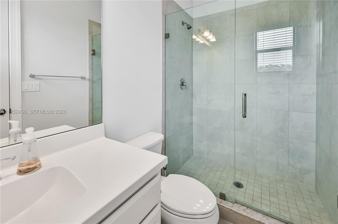В аренду: $5,450 (5 спален, 3 ванн, 3077 Квадратных фут)