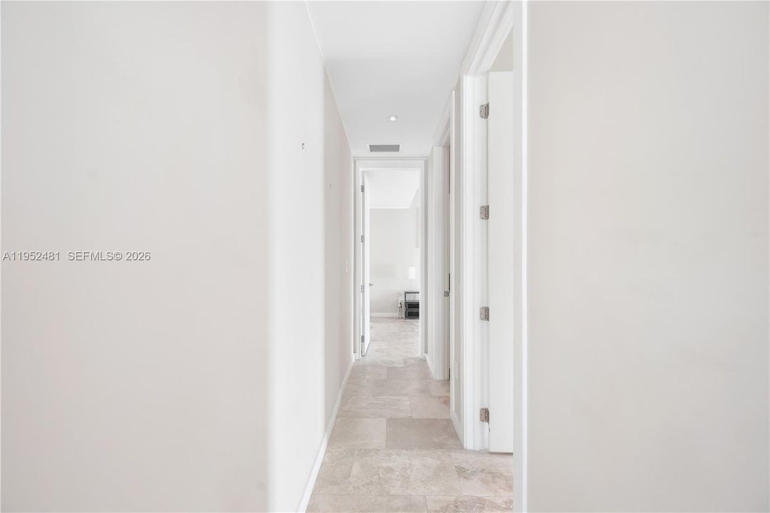 Recently Rented: $6,250 (3 beds, 2 baths, 2670 Square Feet)