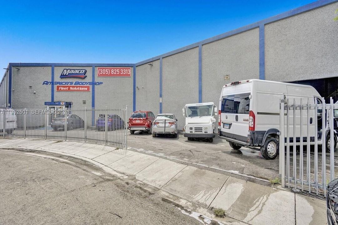 На продажу: $7,850,000 (0 спален, 0 ванн, 0 Квадратных фут)