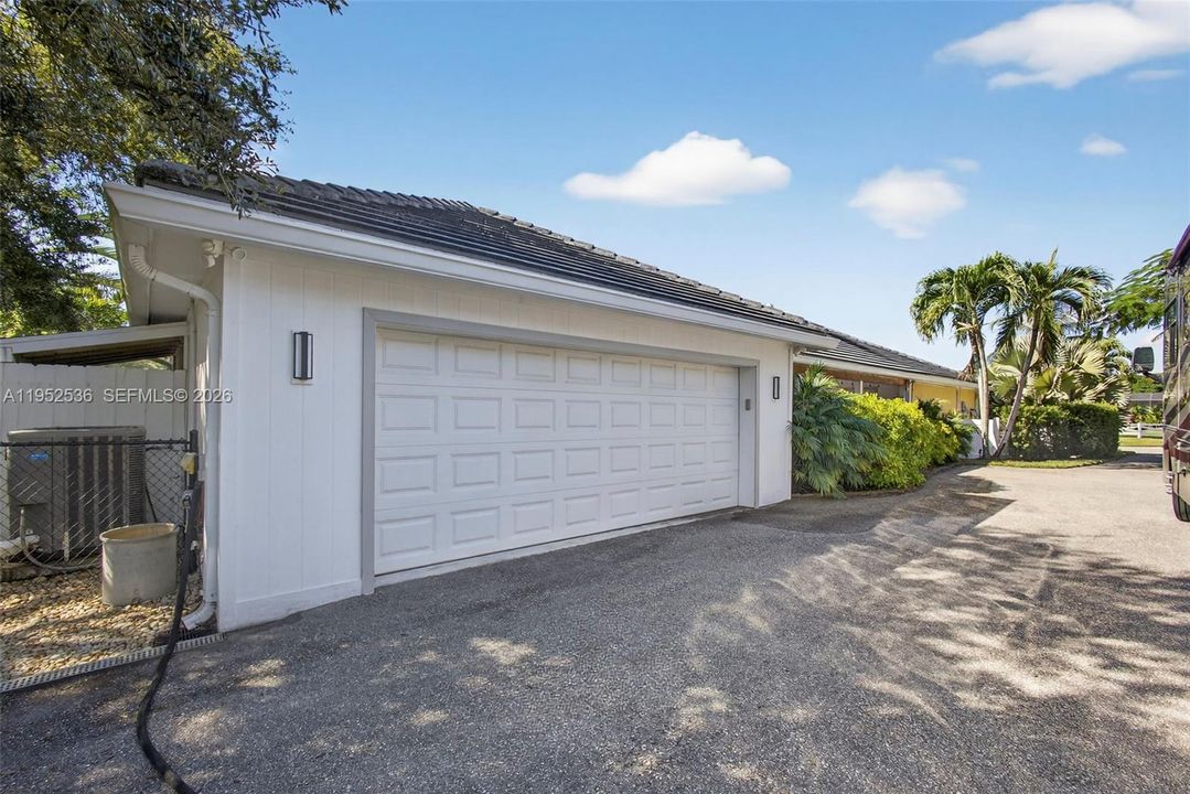 Vendido Recientemente: $1,499,999 (3 camas, 4 baños, 2536 Pies cuadrados)