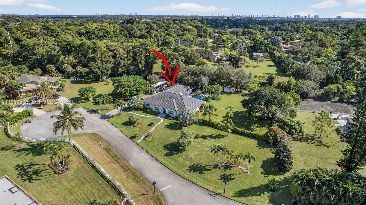 Vendido Recientemente: $1,499,999 (3 camas, 4 baños, 2536 Pies cuadrados)