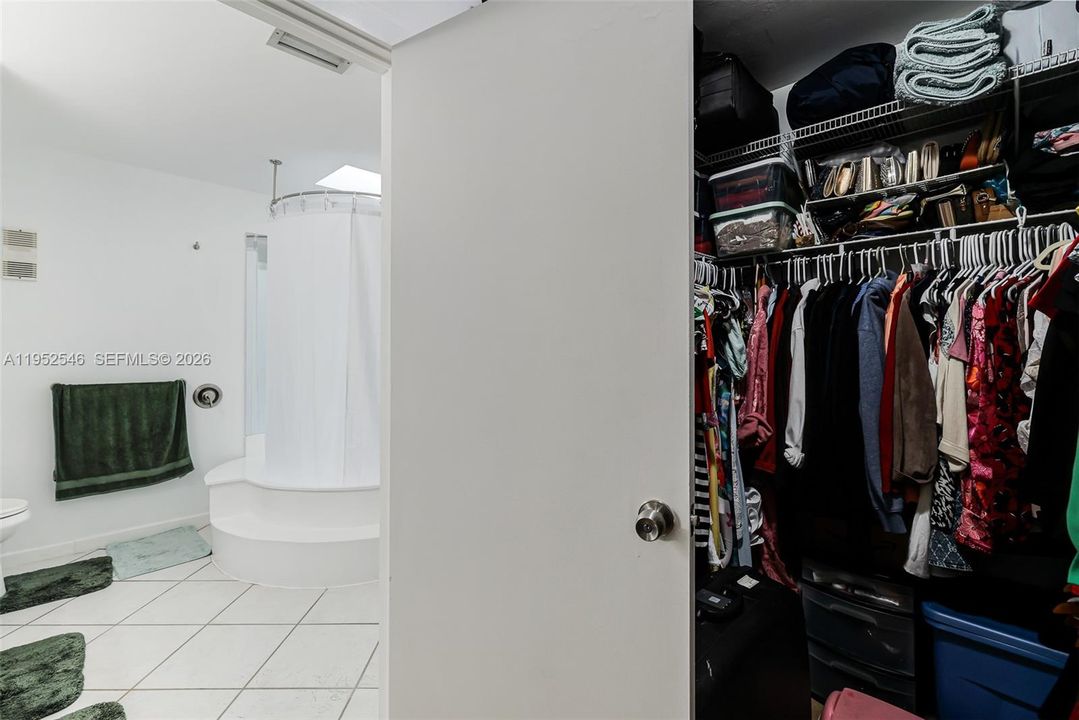 На продажу: $389,900 (3 спален, 2 ванн, 1540 Квадратных фут)