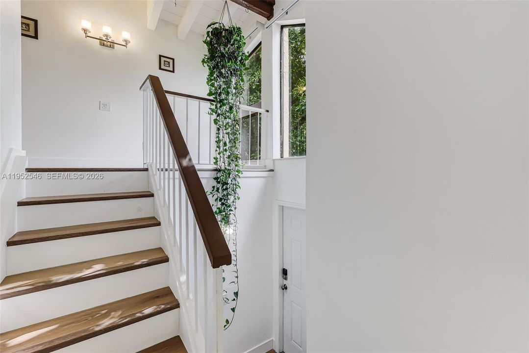 На продажу: $389,900 (3 спален, 2 ванн, 1540 Квадратных фут)