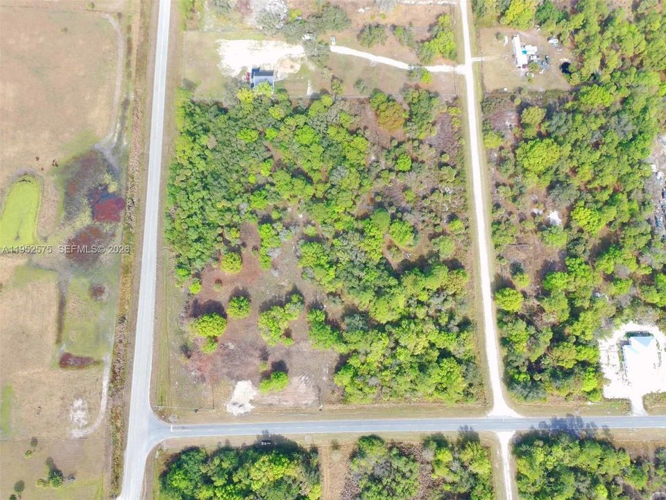 На продажу: $459,000 (5.00 acres)