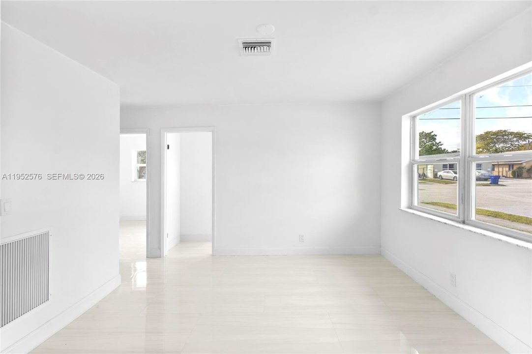 For Sale: $525,000 (0 beds, 0 baths, 1248 Square Feet)