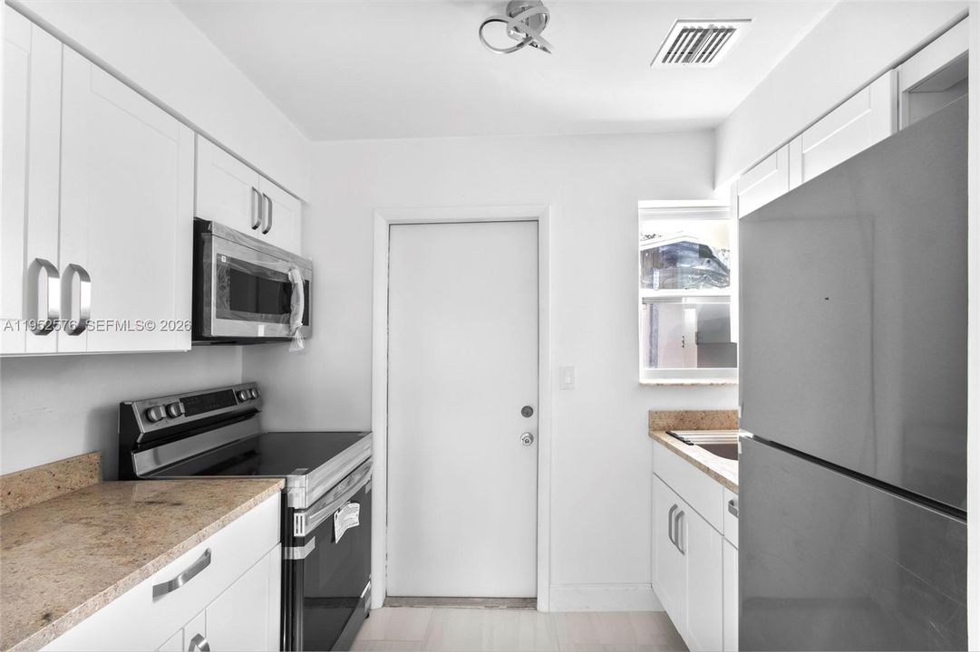 For Sale: $525,000 (0 beds, 0 baths, 1248 Square Feet)