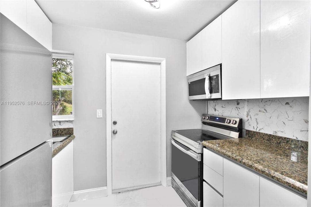 For Sale: $525,000 (0 beds, 0 baths, 1248 Square Feet)