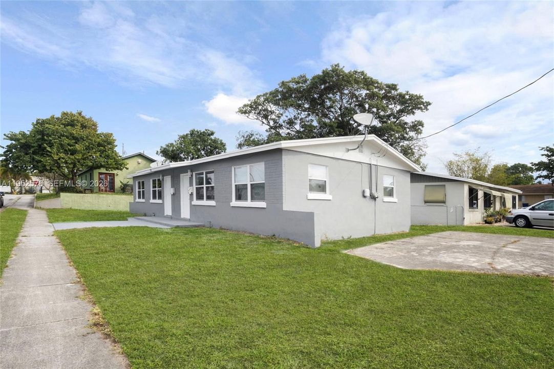 For Sale: $525,000 (0 beds, 0 baths, 1248 Square Feet)