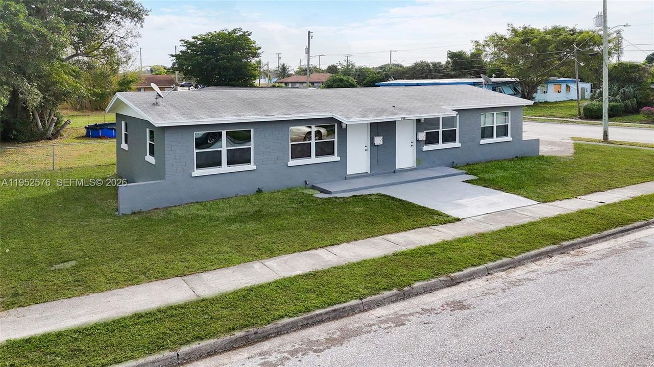 For Sale: $525,000 (0 beds, 0 baths, 1248 Square Feet)