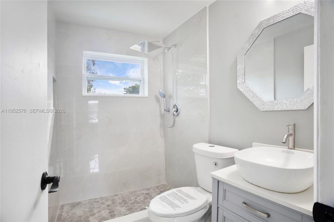 For Sale: $525,000 (0 beds, 0 baths, 1248 Square Feet)