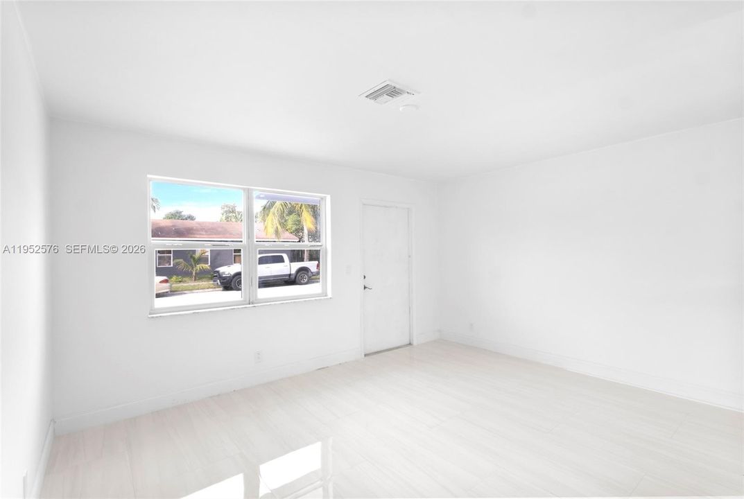 For Sale: $525,000 (0 beds, 0 baths, 1248 Square Feet)