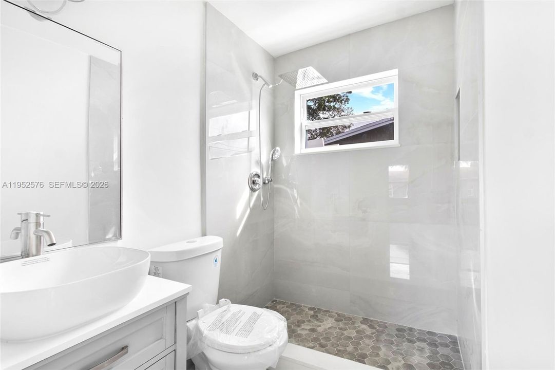 For Sale: $525,000 (0 beds, 0 baths, 1248 Square Feet)