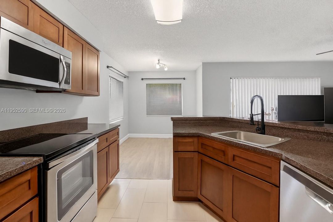 Activo con contrato: $175,000 (1 camas, 1 baños, 754 Pies cuadrados)