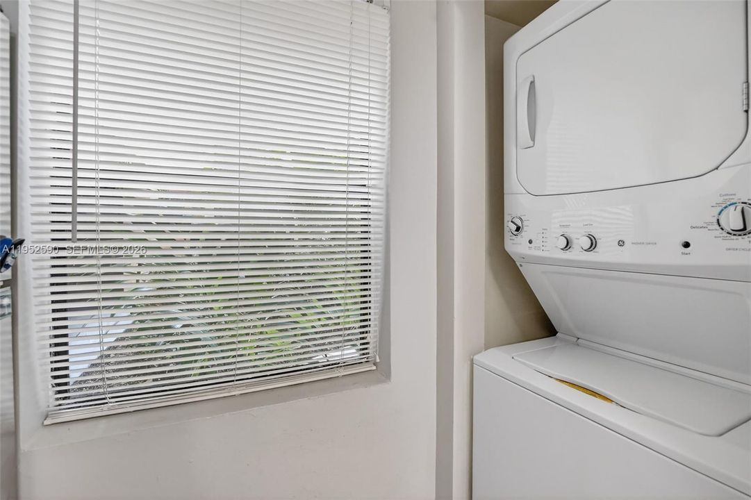 Activo con contrato: $175,000 (1 camas, 1 baños, 754 Pies cuadrados)