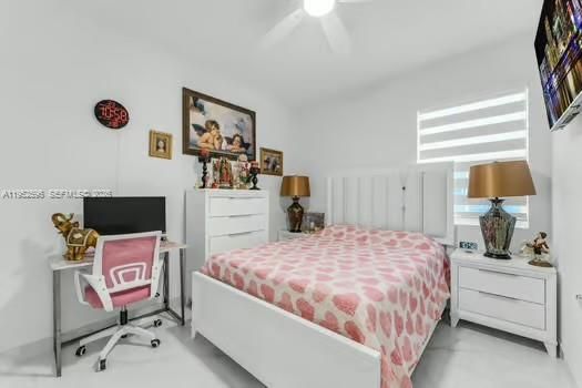 Activo con contrato: $280,000 (3 camas, 2 baños, 1612 Pies cuadrados)