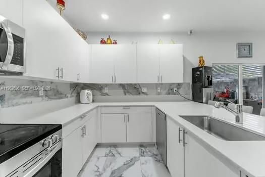 Activo con contrato: $280,000 (3 camas, 2 baños, 1612 Pies cuadrados)