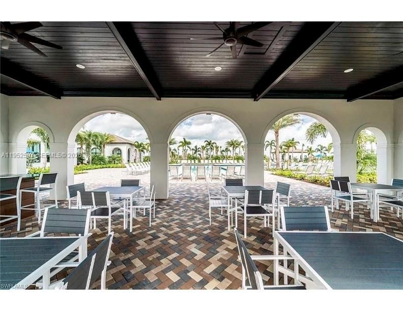 En Venta: $639,900 (4 camas, 2 baños, 3167 Pies cuadrados)