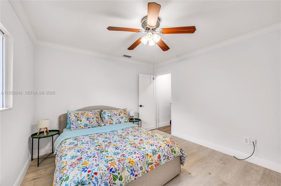 For Sale: $1,075,000 (4 beds, 2 baths, 1943 Square Feet)
