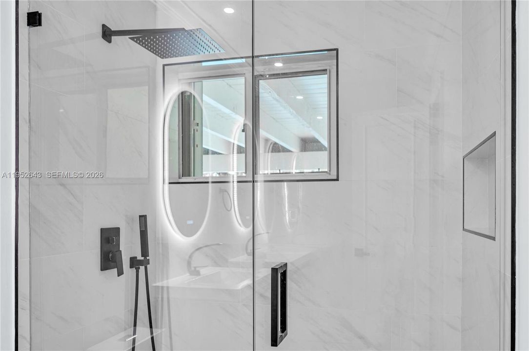 For Sale: $1,075,000 (4 beds, 2 baths, 1943 Square Feet)