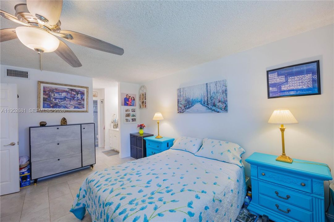 For Sale: $119,000 (1 beds, 1 baths, 750 Square Feet)