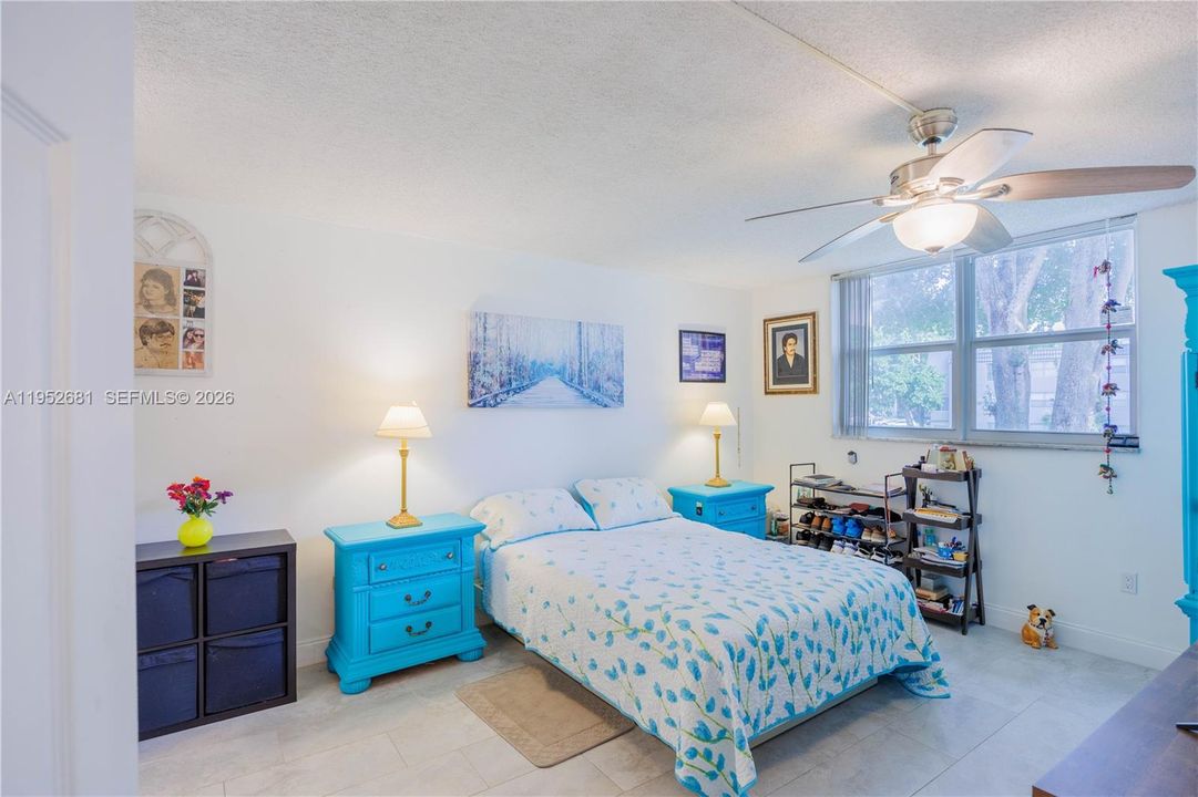 For Sale: $119,000 (1 beds, 1 baths, 750 Square Feet)