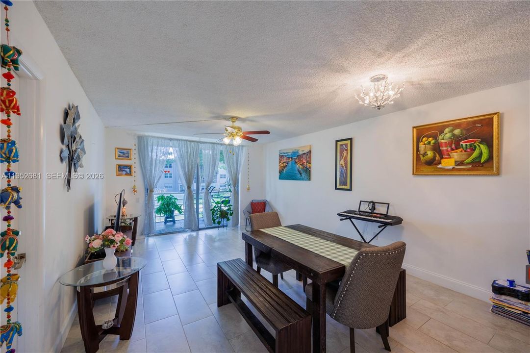 For Sale: $119,000 (1 beds, 1 baths, 750 Square Feet)