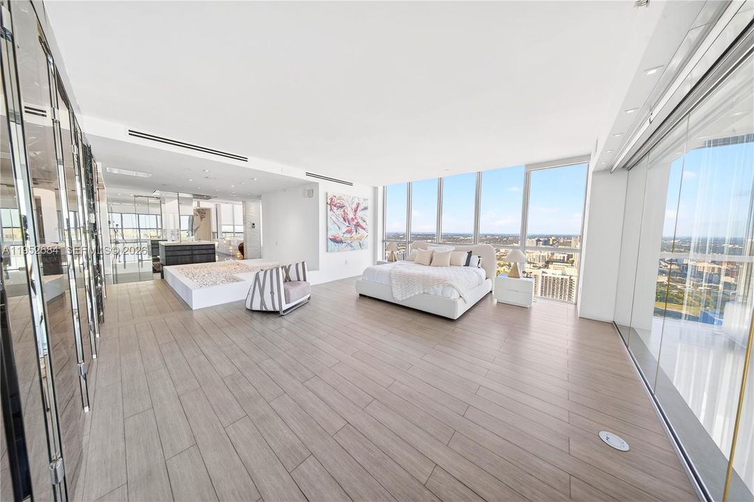 En Venta: $5,600,000 (6 camas, 6 baños, 6952 Pies cuadrados)