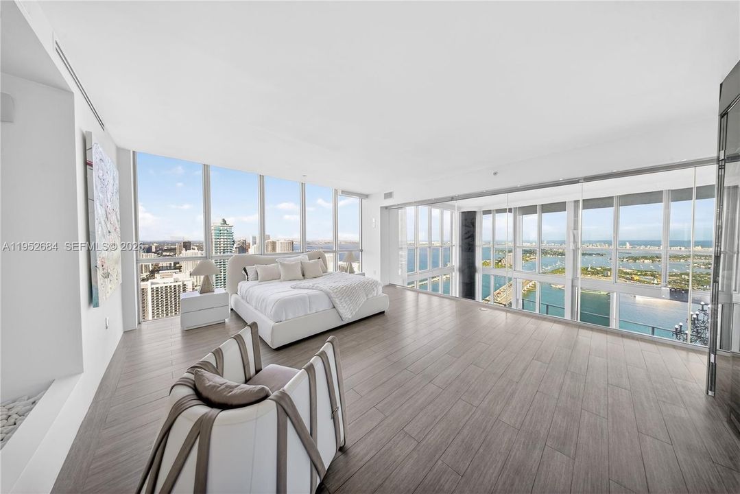 En Venta: $5,600,000 (6 camas, 6 baños, 6952 Pies cuadrados)