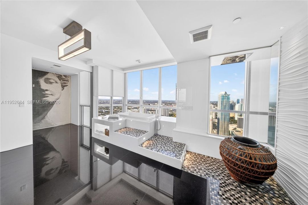 En Venta: $5,600,000 (6 camas, 6 baños, 6952 Pies cuadrados)