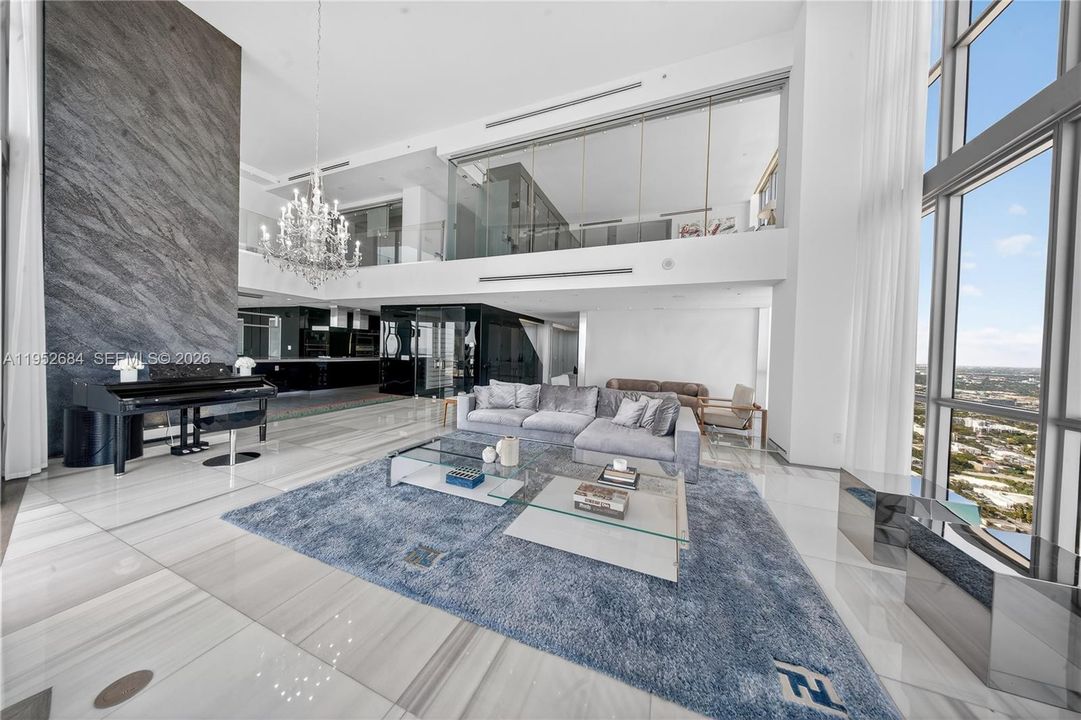 En Venta: $5,600,000 (6 camas, 6 baños, 6952 Pies cuadrados)