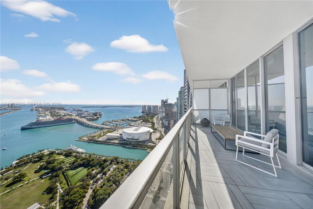 En Venta: $5,600,000 (6 camas, 6 baños, 6952 Pies cuadrados)