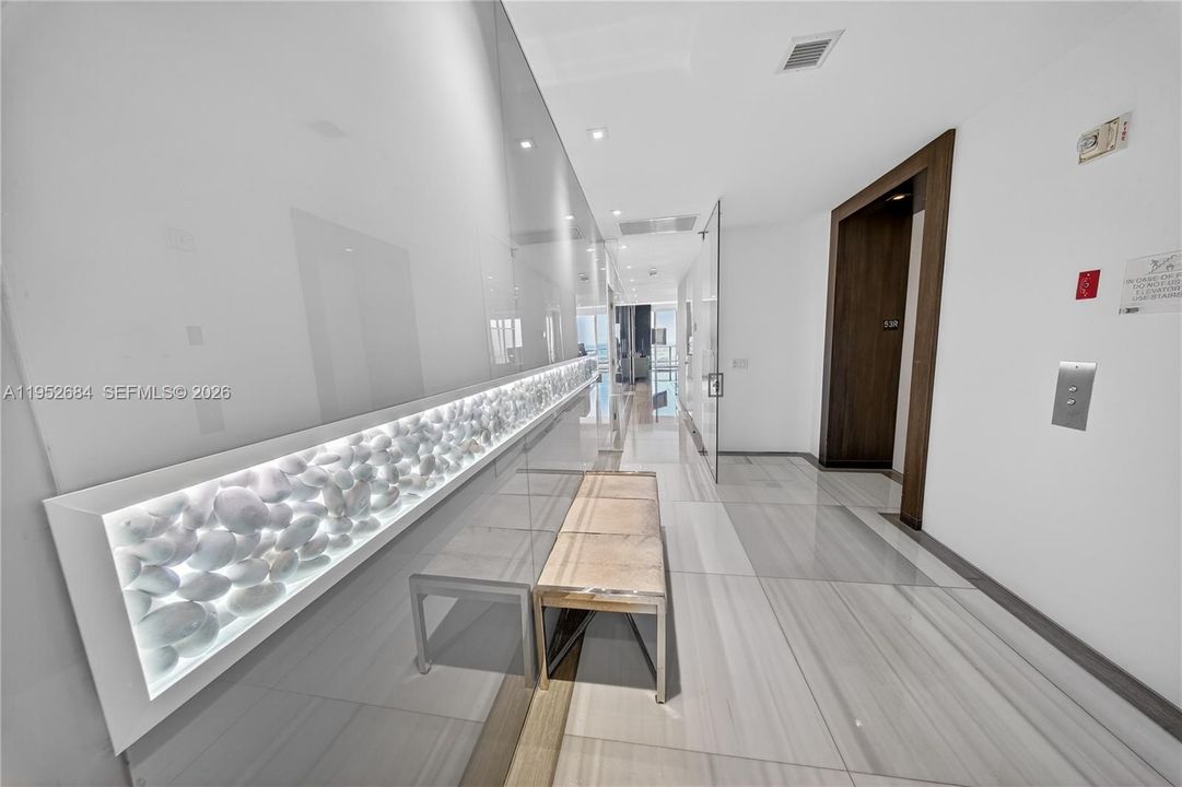 En Venta: $5,600,000 (6 camas, 6 baños, 6952 Pies cuadrados)