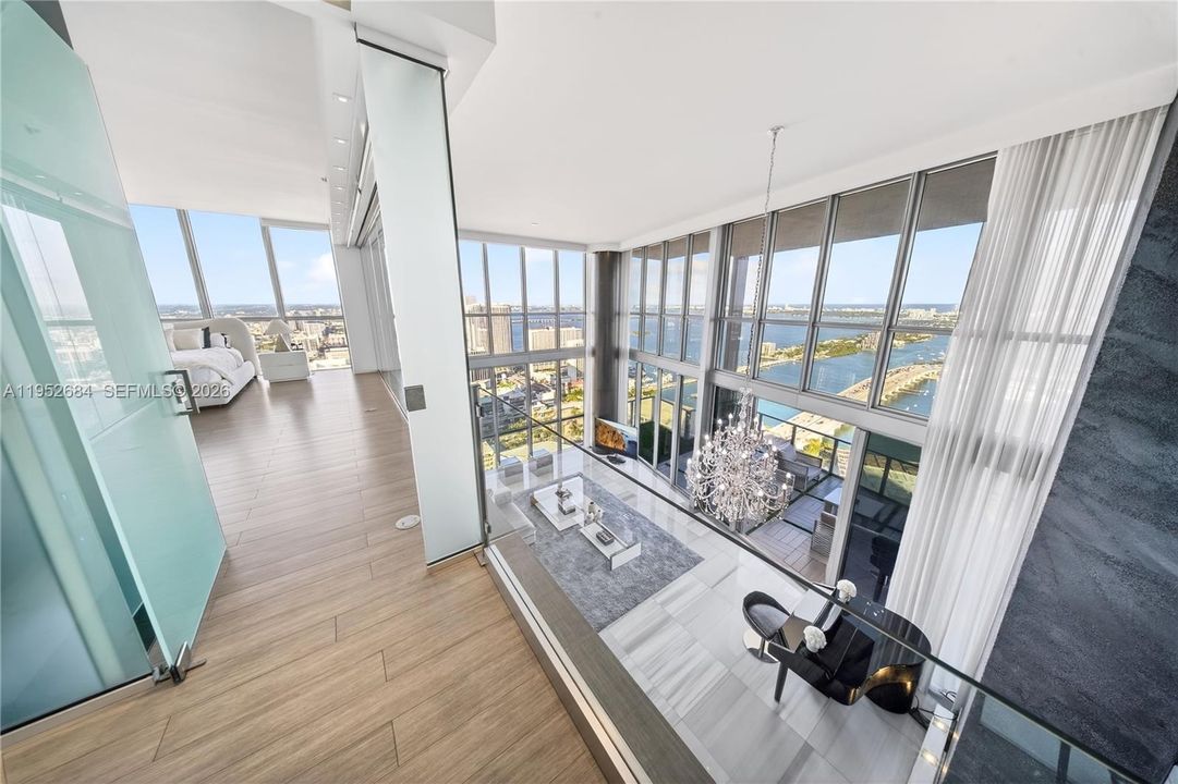 En Venta: $5,600,000 (6 camas, 6 baños, 6952 Pies cuadrados)