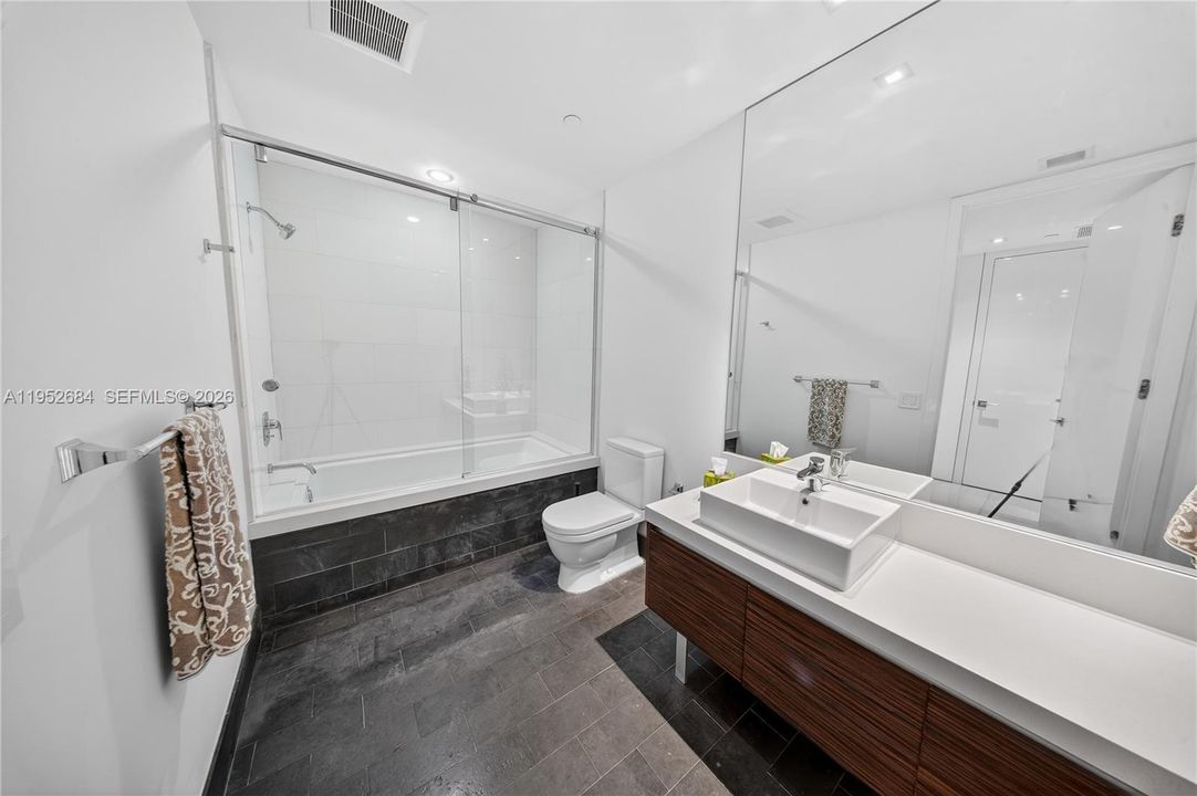 En Venta: $5,600,000 (6 camas, 6 baños, 6952 Pies cuadrados)