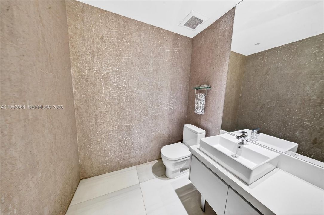 En Venta: $5,600,000 (6 camas, 6 baños, 6952 Pies cuadrados)