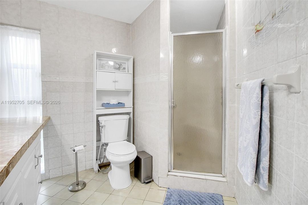 На продажу: $999,900 (3 спален, 2 ванн, 2617 Квадратных фут)