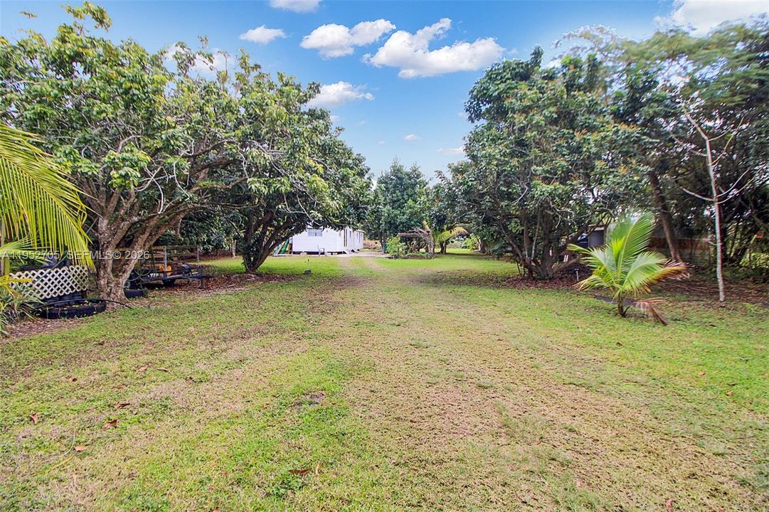 На продажу: $999,900 (3 спален, 2 ванн, 2617 Квадратных фут)