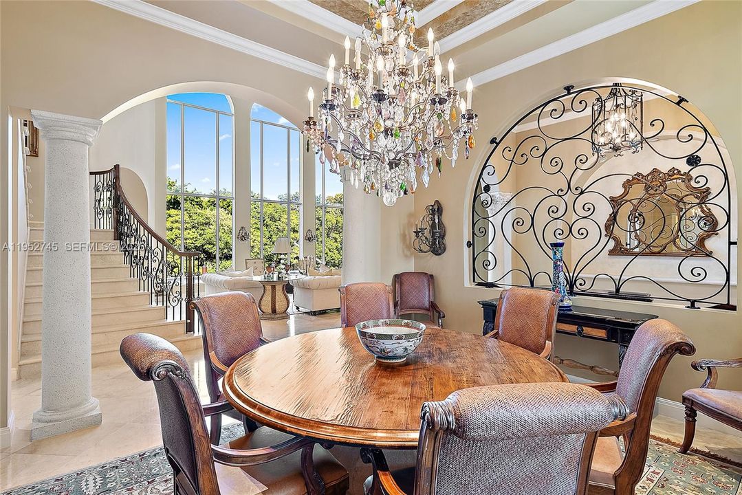 For Sale: $6,500,000 (6 beds, 6 baths, 7043 Square Feet)