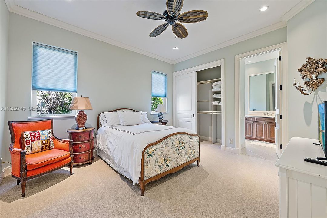 For Sale: $6,500,000 (6 beds, 6 baths, 7043 Square Feet)