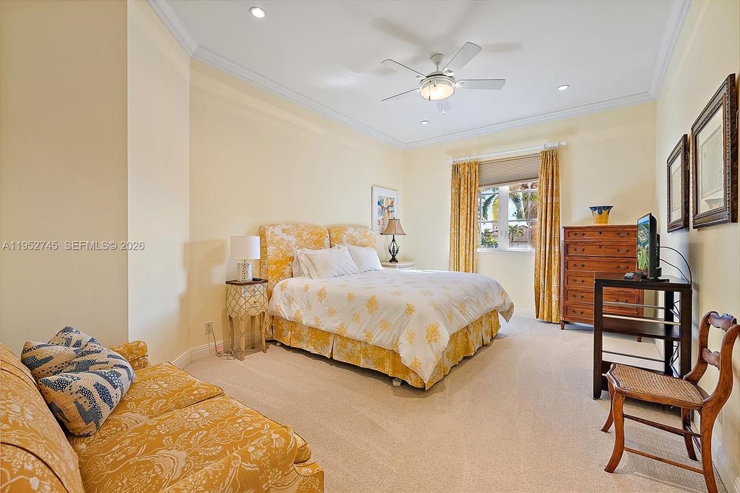 For Sale: $6,500,000 (6 beds, 6 baths, 7043 Square Feet)