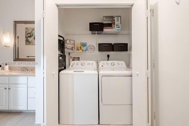 En Venta: $344,900 (1 camas, 1 baños, 715 Pies cuadrados)