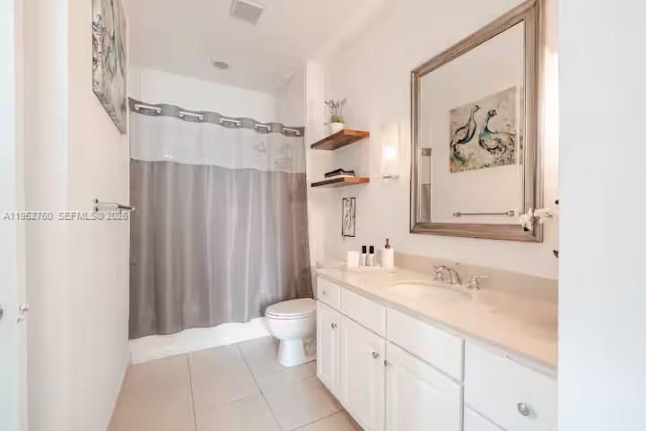 En Venta: $344,900 (1 camas, 1 baños, 715 Pies cuadrados)