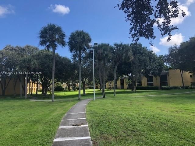 Recently Rented: $2,050 (2 beds, 2 baths, 909 Square Feet)