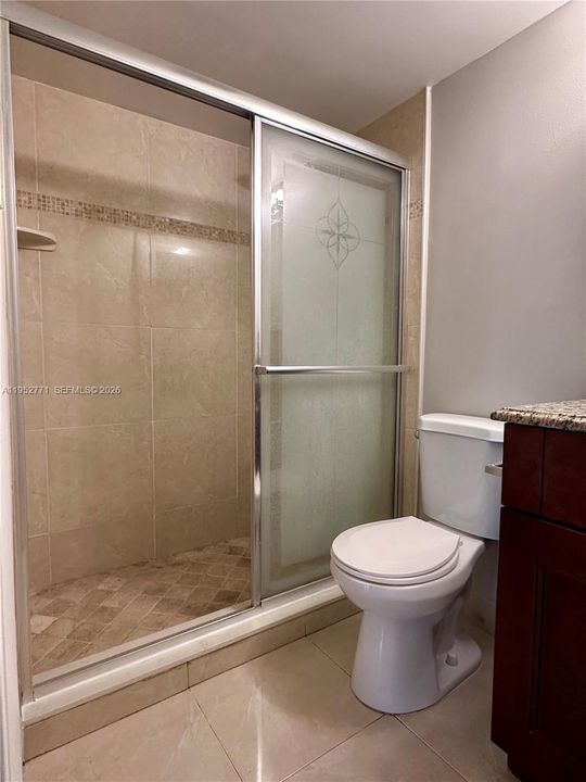 Recently Rented: $2,050 (2 beds, 2 baths, 909 Square Feet)