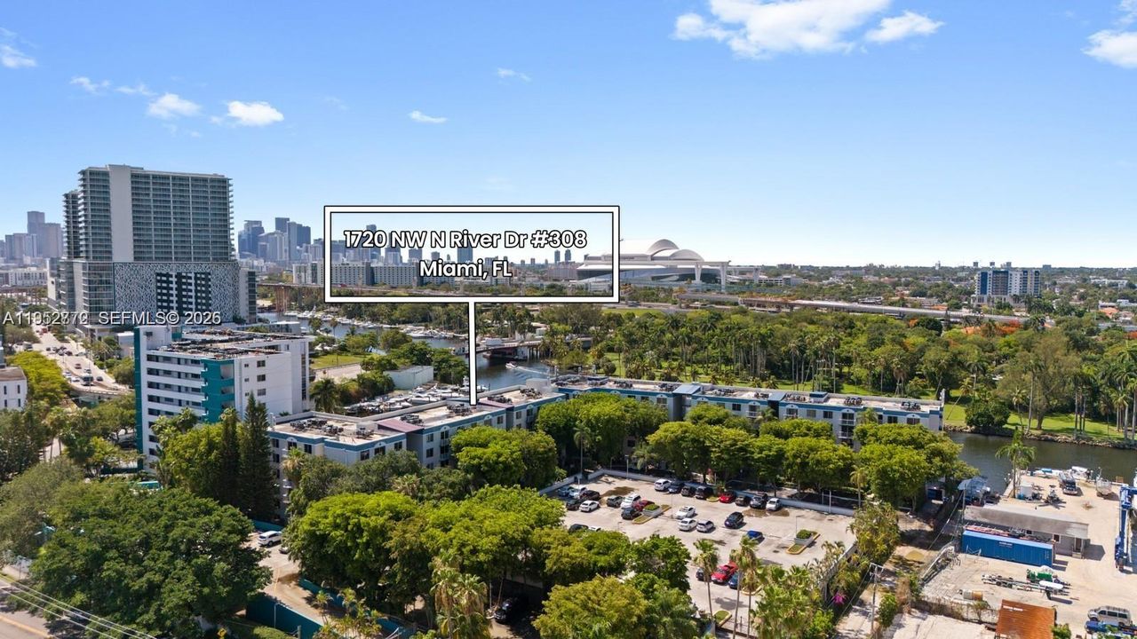 En Venta: $339,000 (2 camas, 2 baños, 899 Pies cuadrados)