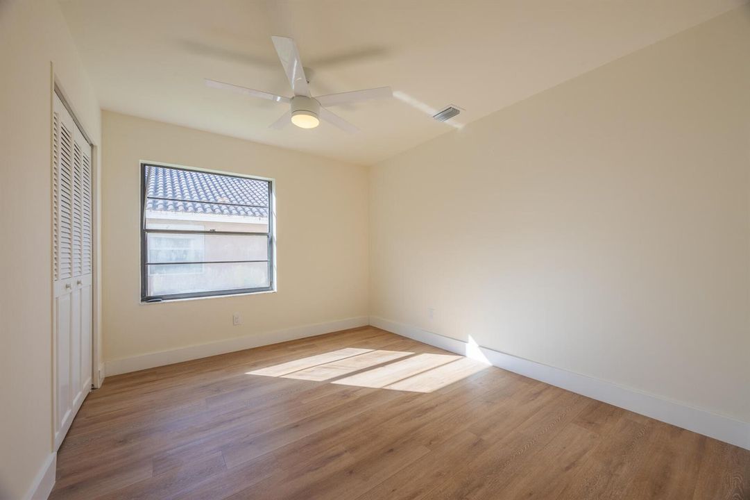 153A0039-HDR