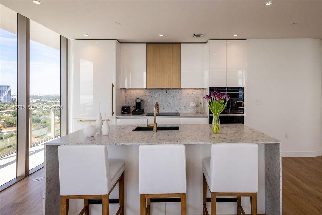 For Sale: $3,500,000 (3 beds, 3 baths, 1733 Square Feet)