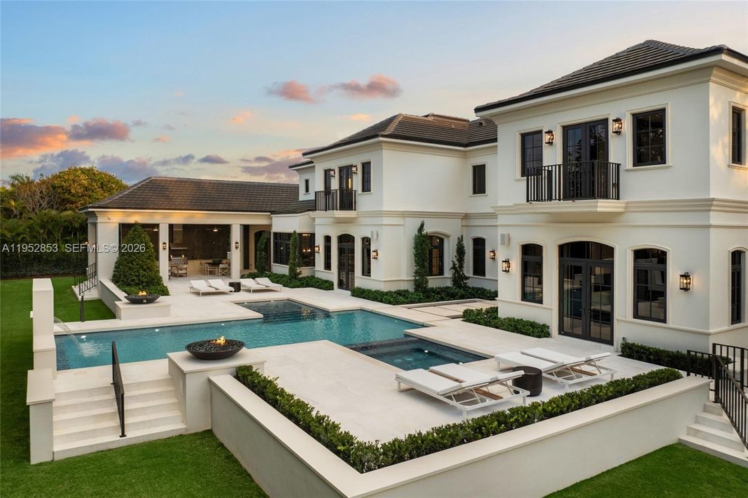 На продажу: $16,995,000 (7 спален, 8 ванн, 9644 Квадратных фут)