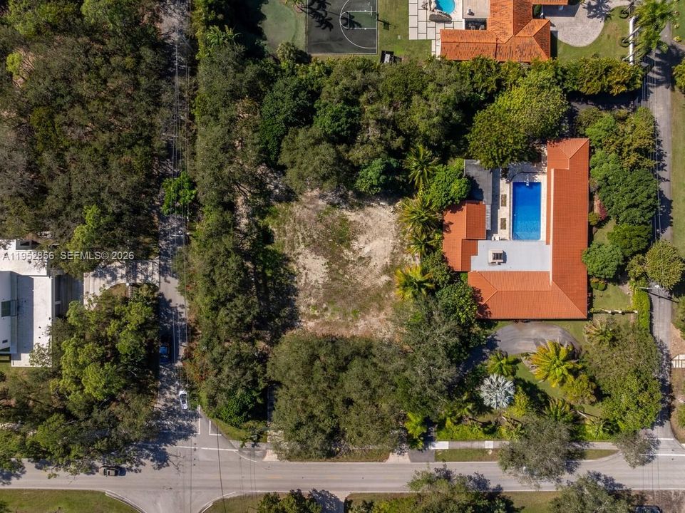 For Sale: $3,650,000 (32,030 sqft)